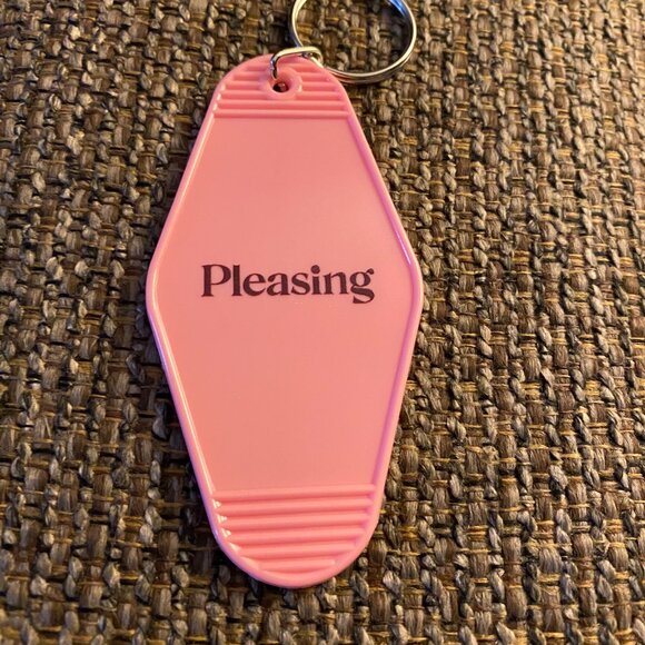 Harry Styles NYC Pleasing Pleasure Pop up Shop Keychain Pink - EXCLUSIVE - Picture 2 of 2